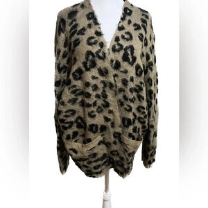 Flawless animal print open front cardigan/wrap with pockets size XS/S